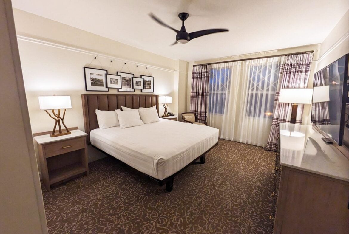 Disney's Saratoga Springs Resort Bedroom