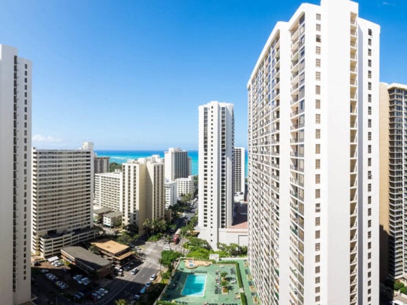 Hawaiian Sun Holidays at The Waikiki Banyan