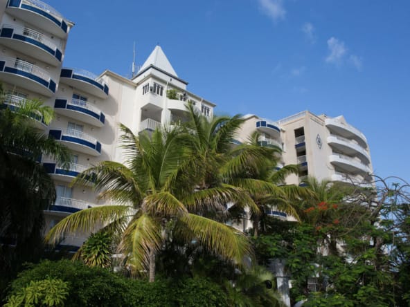 Sapphire Beach Club Exterior