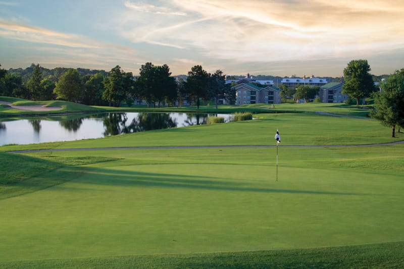 oliday Inn Resorts golf course to take advantage of