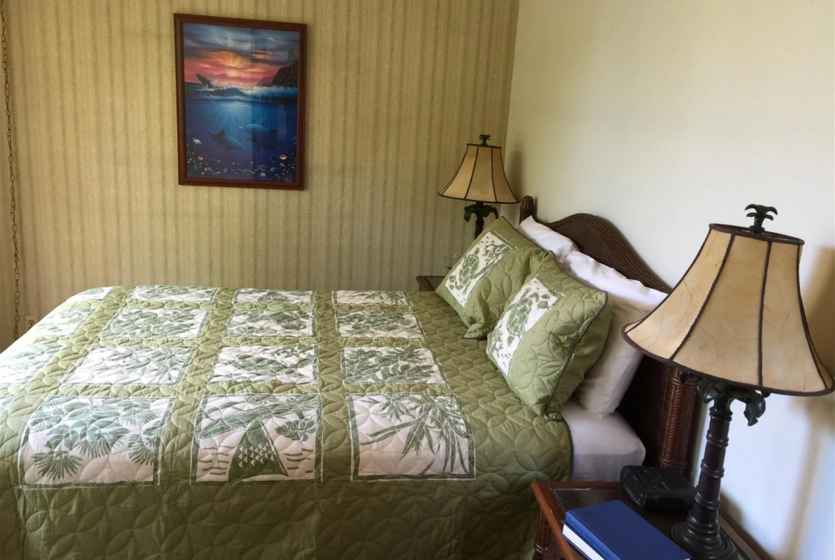 Kamaole Beach Club Bedroom