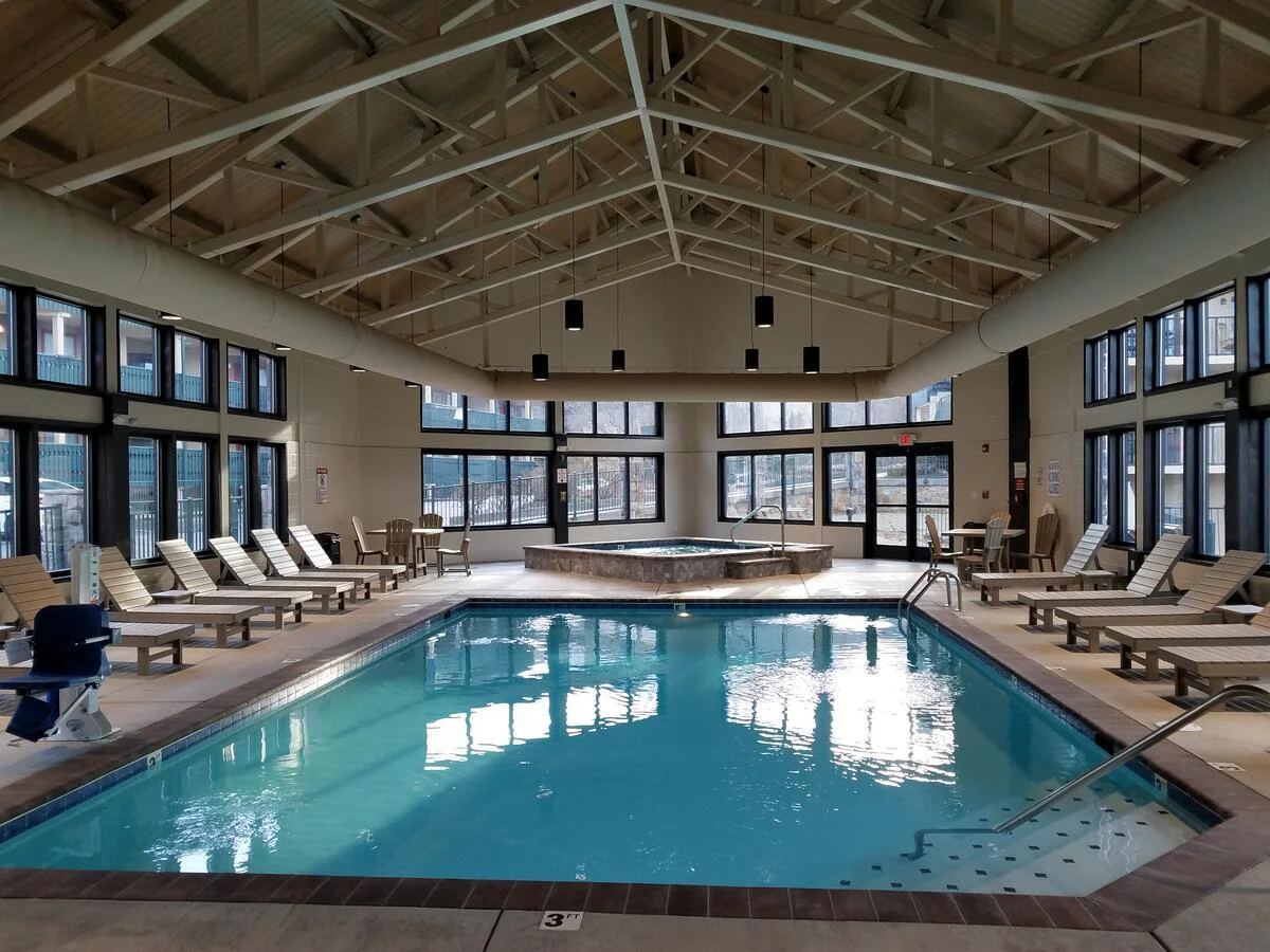 Laurel Point Resort Pool Hot Tub