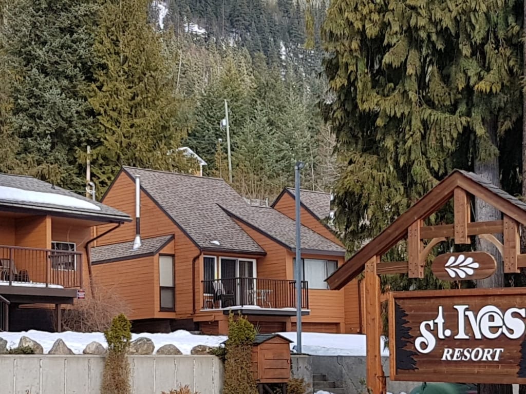 St. Ives Resort On Shuswap