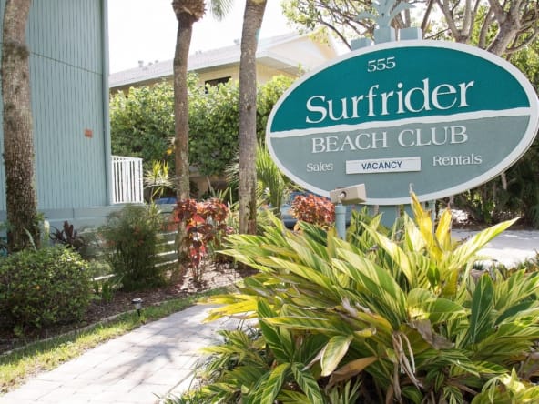 Surfrider Beach Club