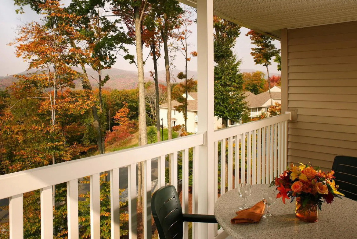 Vacation Village In The Berkshires Balcony