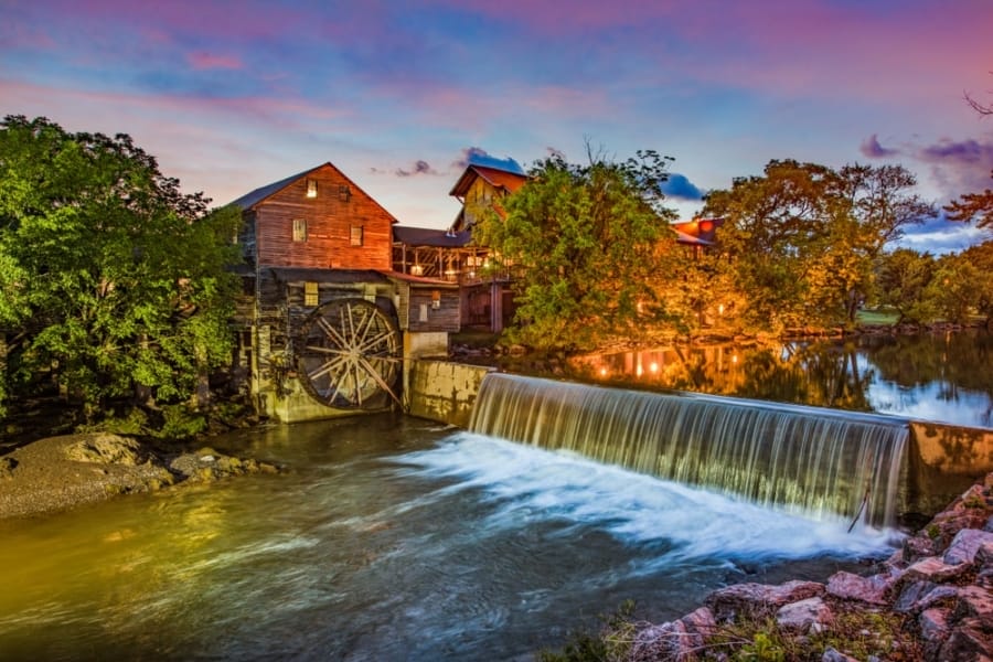 12 Things to Do in Pigeon Forge and Places to Stay | Timeshares Only