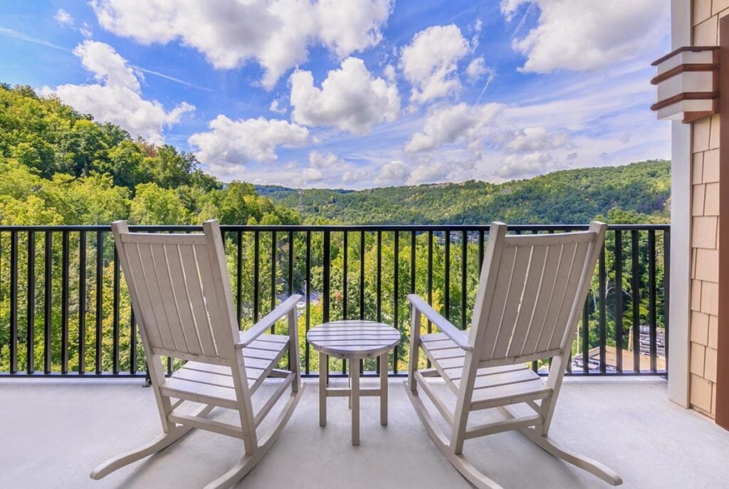 Holiday Inn Club Vacations Smoky Mountain Resort Balcony: how much is a timeshare