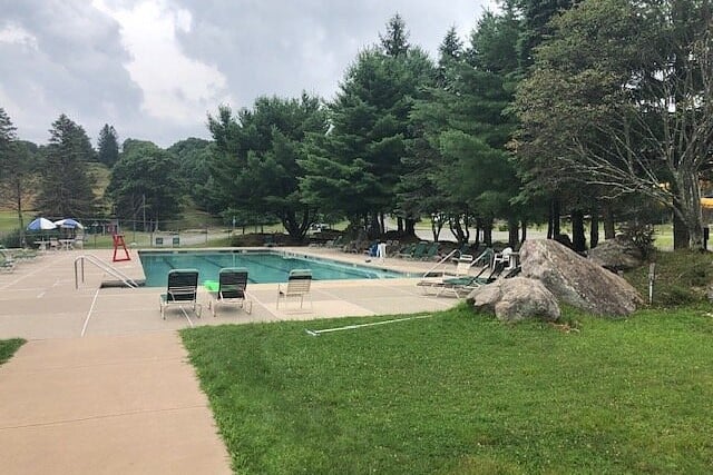 Poconos PA Timeshare Resorts: Willowbrook at Lake Harmony Pool