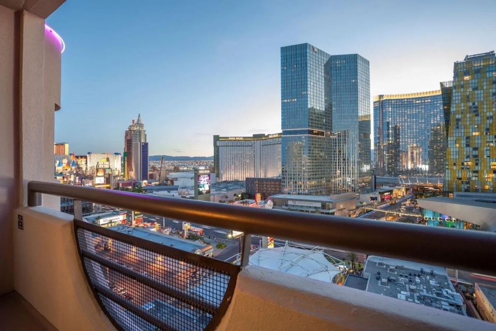 Hilton Vacation Club Polo Towers Las Vegas balcony 