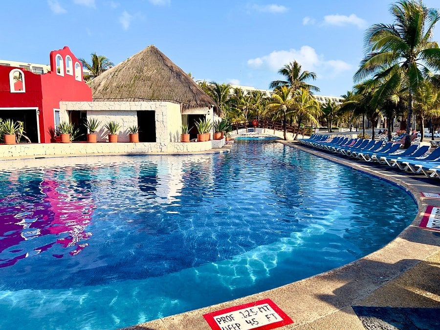 Oasis the Leisure Club Grand Oasis Cancun Pool