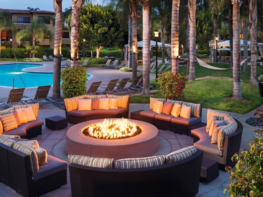 HGVC Marbrisa firepit