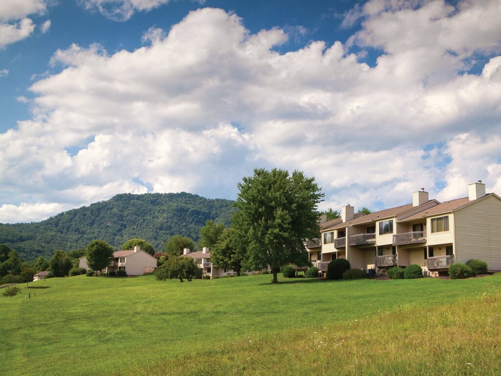 fairfield mountains exterior