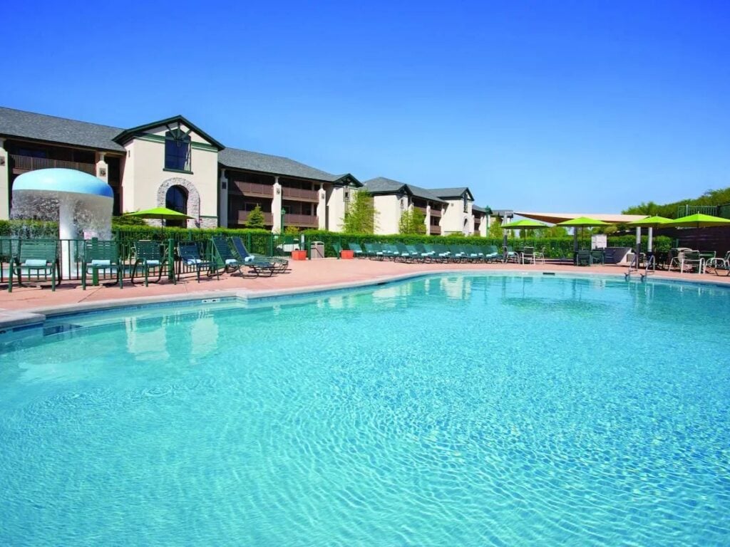 Lake Geneva Resort pool