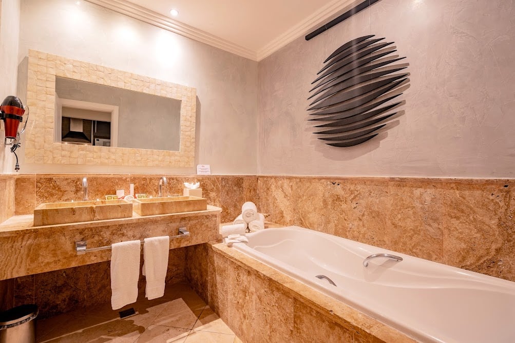 Sports Illustrated Resorts Marina & Villas Cap Cana Bathroom