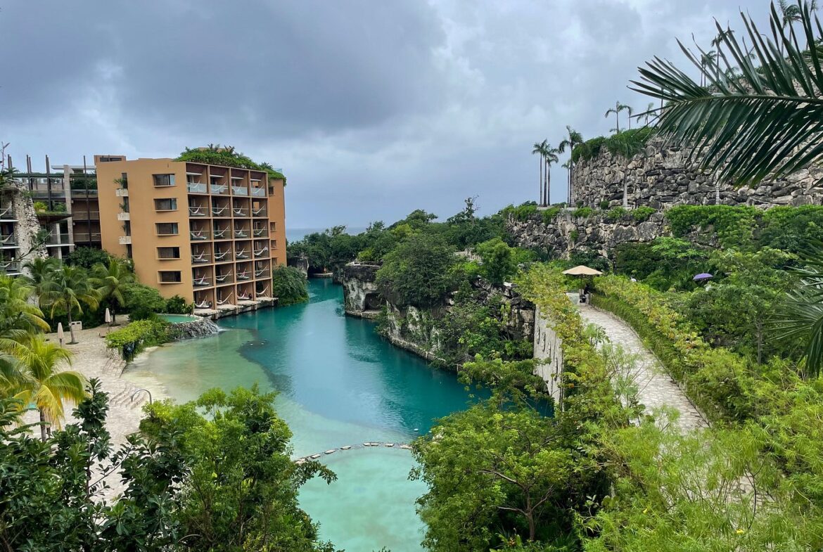 resort with water view