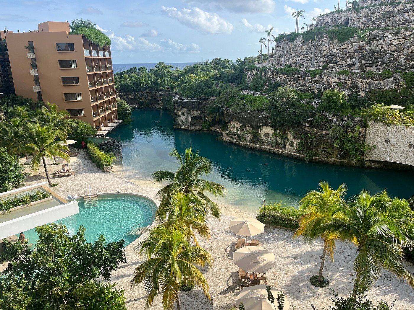 pool view