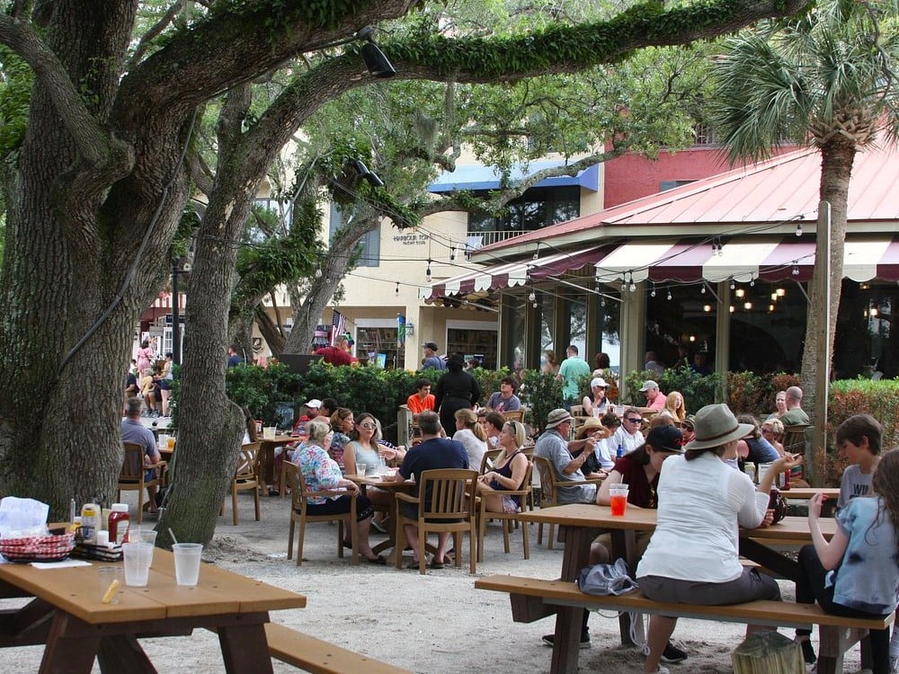 Harbour Town Lighthouse dining