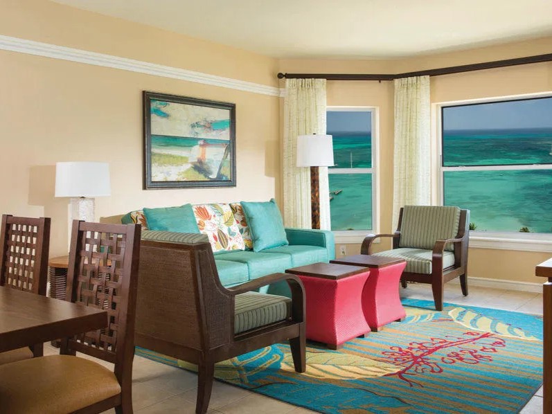 aruba surf club living room; marriott aruba timeshare rentals